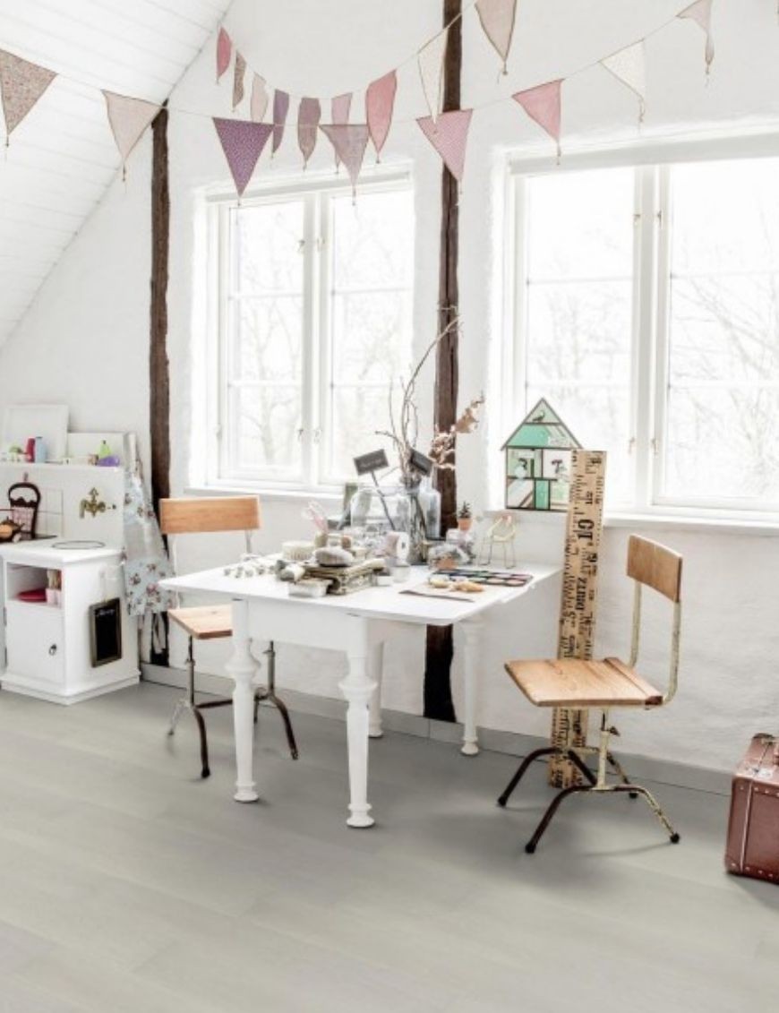 Otmarfloor_Pavimento pvc_ Tarkett_Starfloor click Ultimate 30_Lakeside Oak LIGHTWASHED_36004005